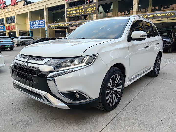 2021 Outlander 2021 2.4L four-wheel drive exclusive version 7 seats