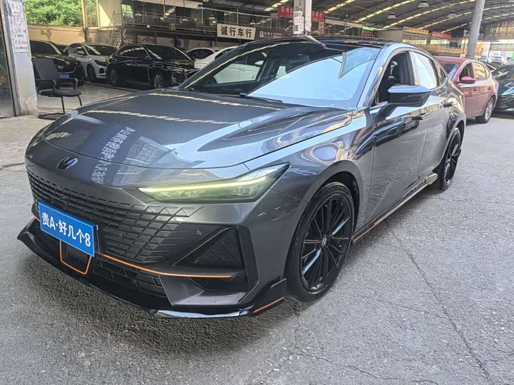 Changan UNI-V 2022 1.5T sports version