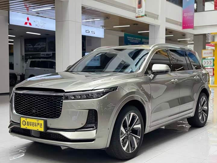 Li ONE 2021 Extended Range 6-Seat Version