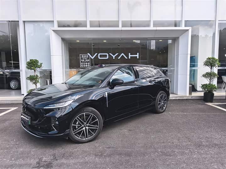 Lantu Zhiyin 2025 AWD Qiankun Edition
