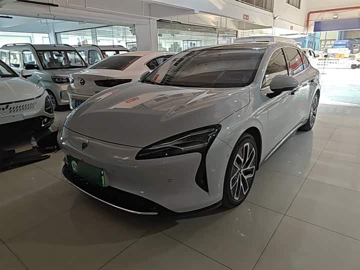 Model EV 600kmLuxury Edition