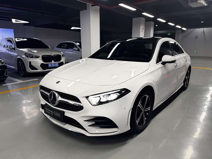 2023 Mercedes-Benz A-Class 2022 Facelift Three A 200 L Sports Sedan Fashionable