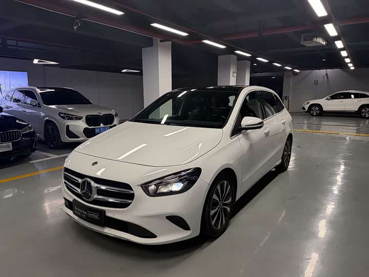 2021 Mercedes-Benz B-Class 2021 B 200 Dynamic