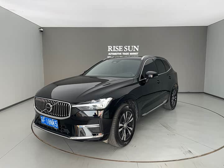 2023 Volvo XC60 2023 model B5 four-wheel drive Zhiyi luxury version