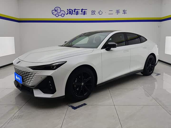 Changan UNI-V 2022 1.5T ZunGui Edition