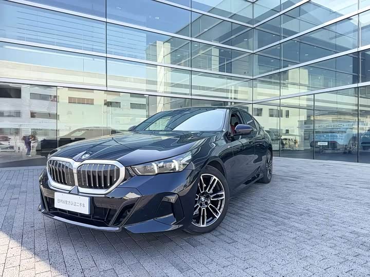 2024 BMW 5 Series (Imported) 2024 525i M Sports Package