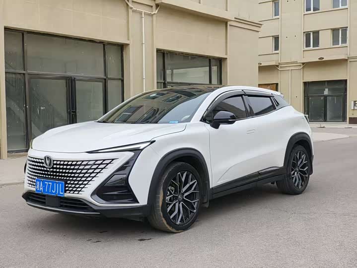 UNI-T 2022 Model 1.5T Premium Version