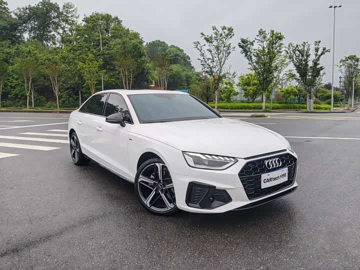 2023 Audi A4L 2024 40 TFSI luxury and dynamic model