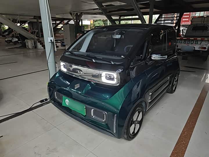 KiWi EV 2023 Model Edition