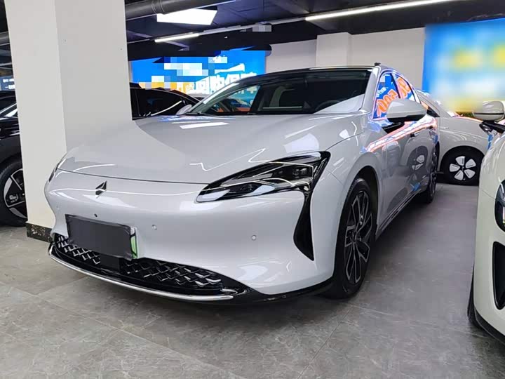 Model EV 600kmLuxury Edition
