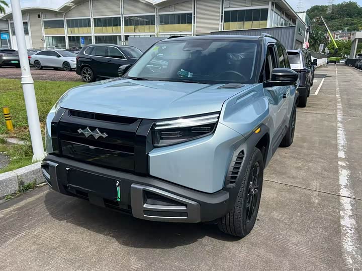 Titanium 3 2025 501KM rear drive Max version