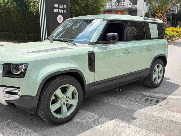 2023 Land Rover Defender 2023 Model 110 3.0T P400 75 Anniversary Legendary Edition