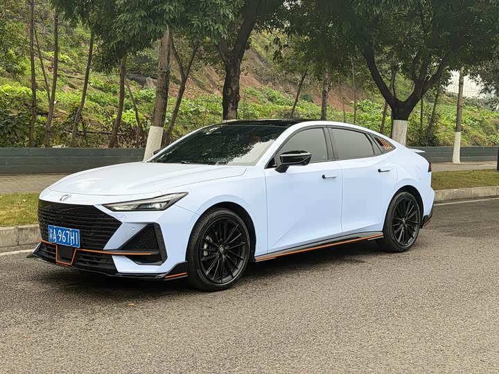 Changan UNI-V 2023 1.5T sports version