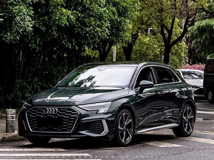 2024 Audi A3 2024 Sportback 35 TFSI stylish and sporty