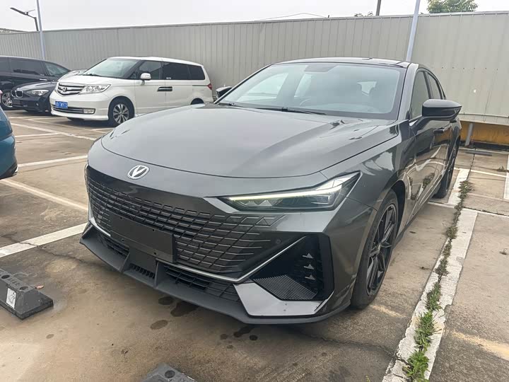 2023 Changan UNI-V 2022 1.5T Excellent Type