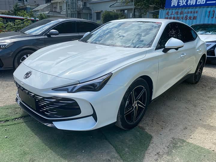 MG7 2023 1.5T DCT Luxury Edition