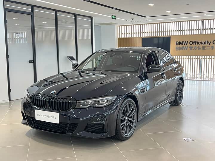 BMW 3 Series 2022 325i M Sports Night Package