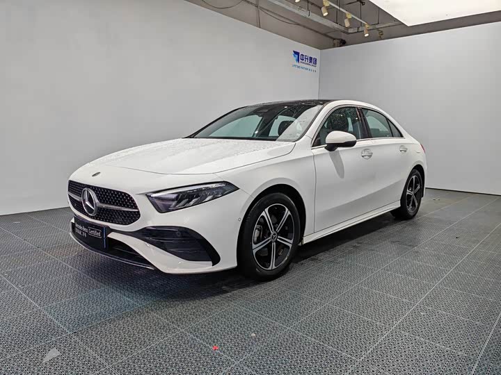 2023 Mercedes-Benz A-Class 2023 A 200 L Fashion Model