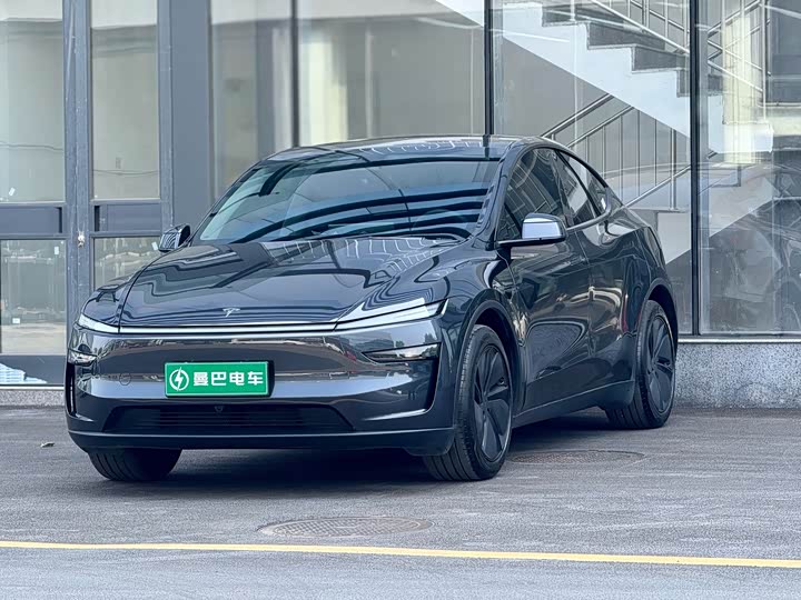 2025 Model Y 2025 rear-wheel drive first edition