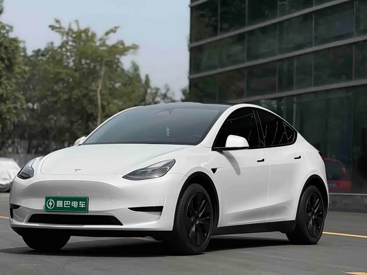 2024 Model Y 2024 rear-wheel drive version