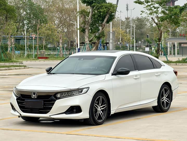 2022 Accord 2022 260TURBO Magic Night Premium Edition