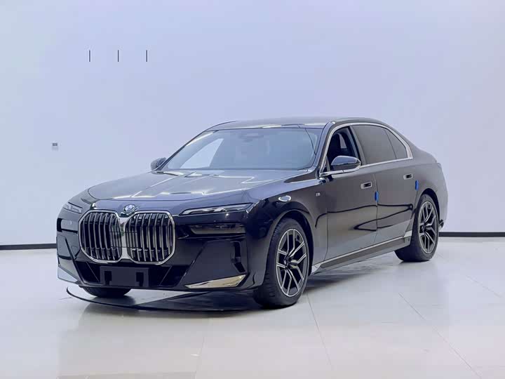 BMW 7 Series 2023 735Li M Sport Package