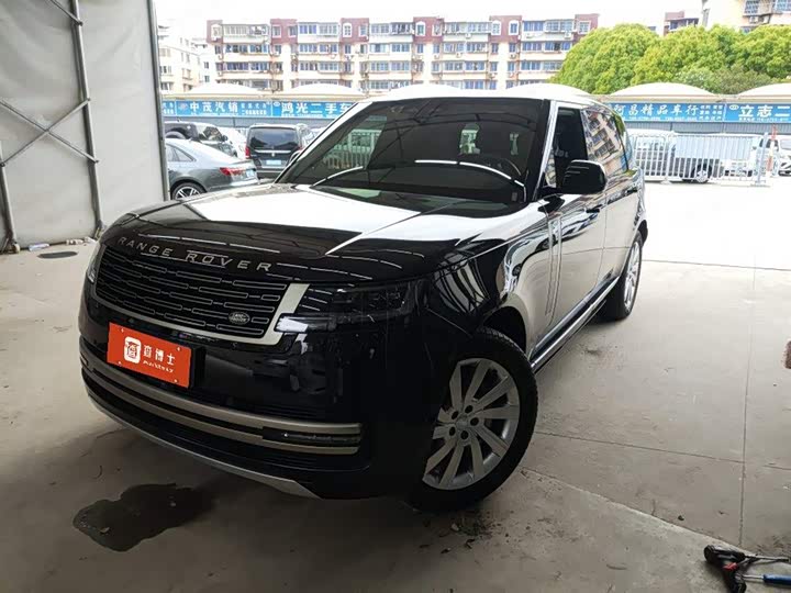 Range Rover 2024 3.0 L6 400PS Extended Edition, seven seats