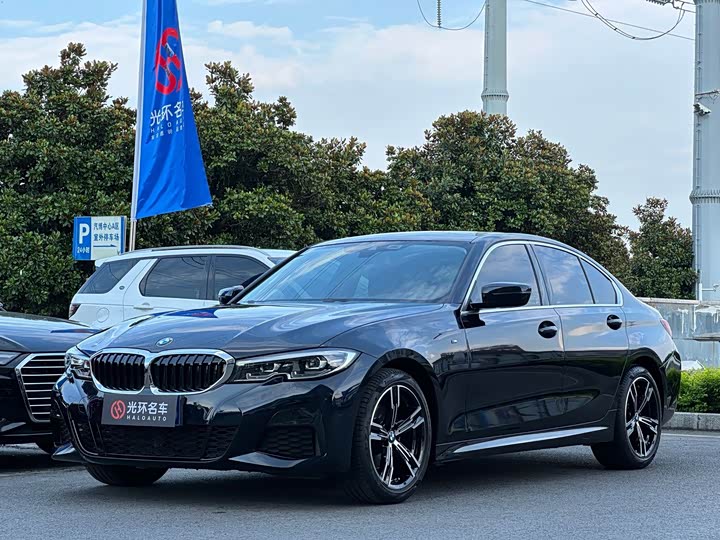 BMW3 Series 2022 Model 325i M Sports Package
