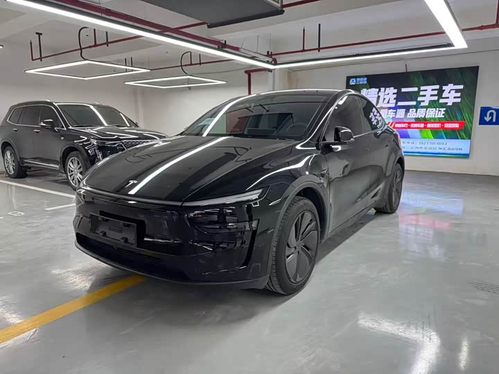 2025 Model Y 2025 rear-wheel drive first edition