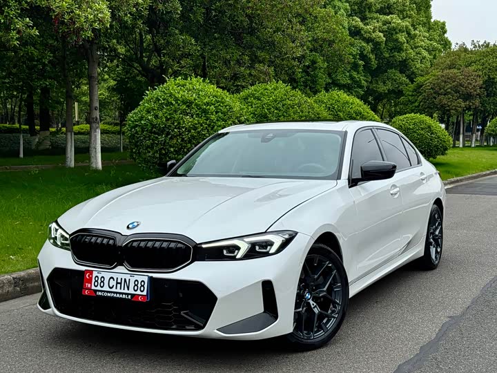 2024 BMW 3 Series 2025 330Li M Sports Night Package