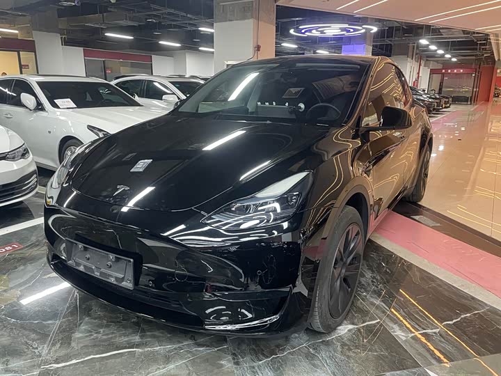 2024 Model Y 2023 rear-wheel drive version