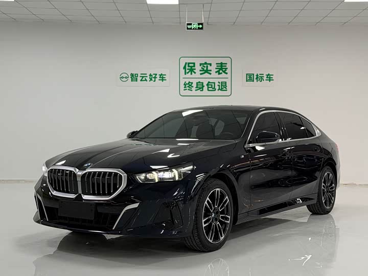 BMW 5 Series 2024 525Li M Sports Package