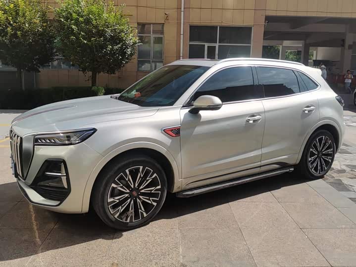 Hongqi HS5 2023 2.0T AWD Qixiang Pro Edition