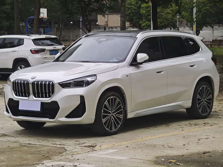2024 BMWX1 2023 Model xDrive25Li M Sports Package