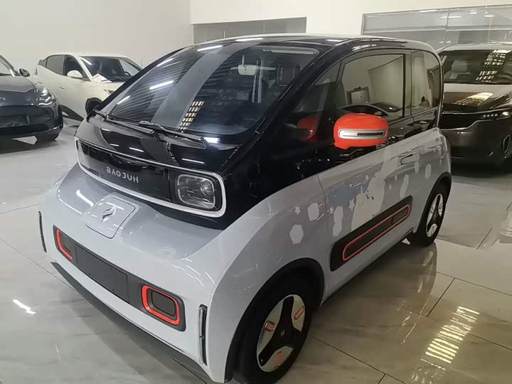KiWi EV 2022 Model Edition