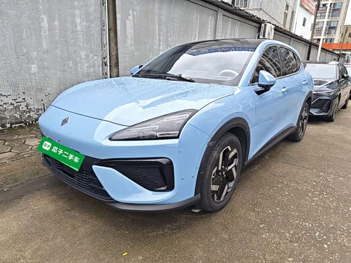Baojun Yunhai 2024 140km plug-in hybrid version
