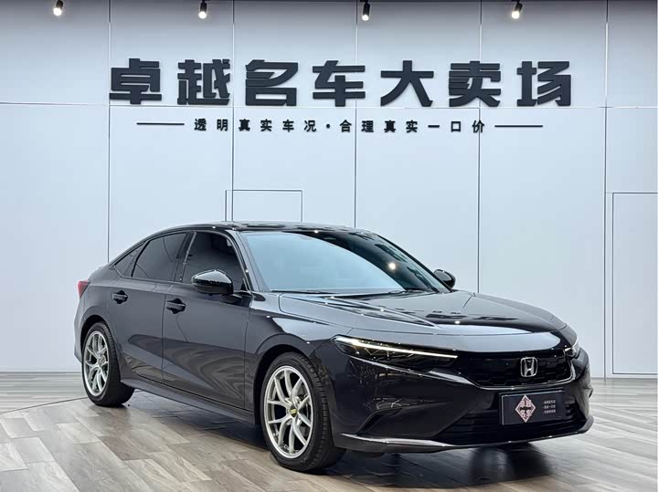 Stylish 2023 model 240TURBO CVT Fantasy Night┬╖Luxury Edition