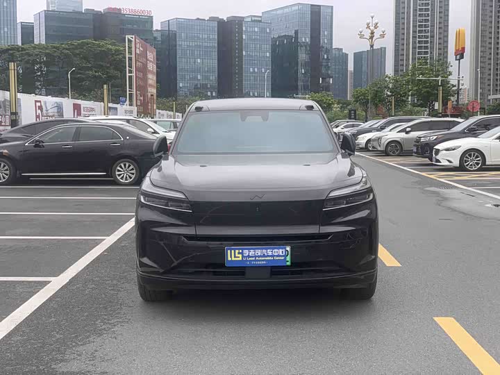Ledo L90 2025 Black Knight Special Edition, seven seats