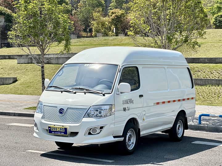 2024 Jinlv Hiace New Energy 2023 Longyun GLE850S 38.64kWh
