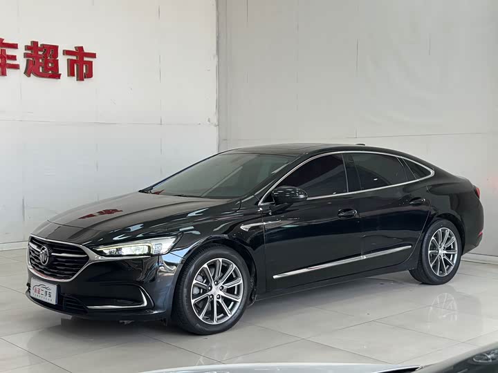 LaCrosse 2022 652T luxury model