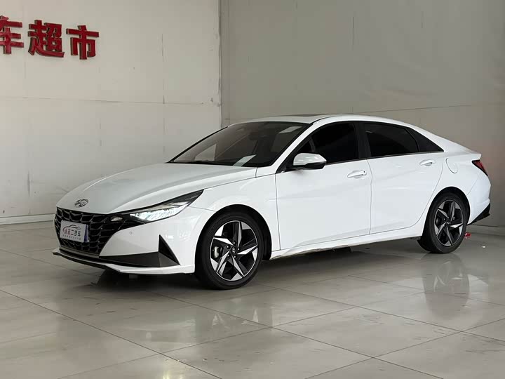 Elantra 2021 1.5L CVT LUX Premium Edition