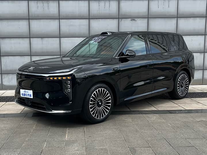 2026 Zhiji LS8 2026 model 52 Max enjoys the luxury of six seats