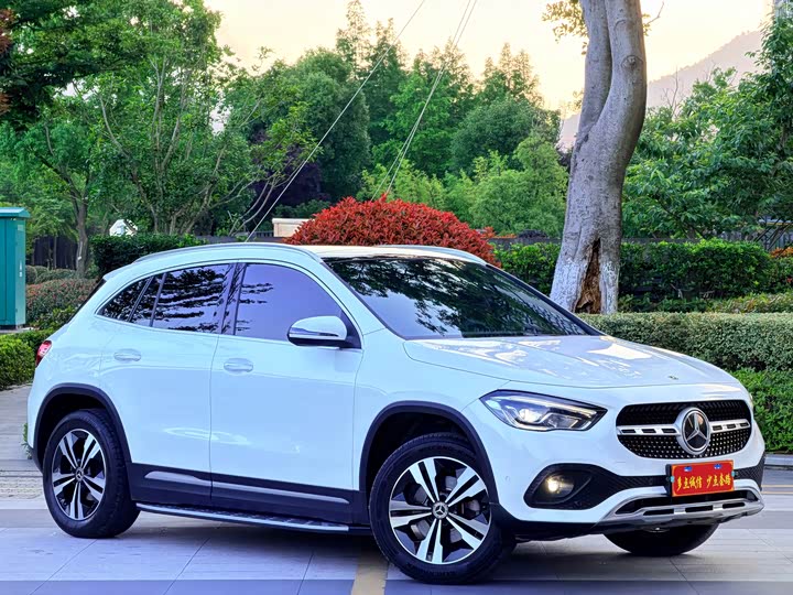 2022 Mercedes-Benz GLA 2022 facelift GLA 200