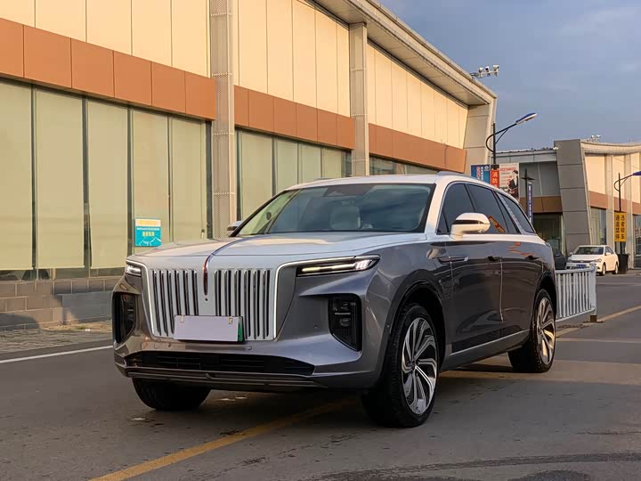 Hongqi E-HS9 2022 660km Flagship Edition Four-Seat