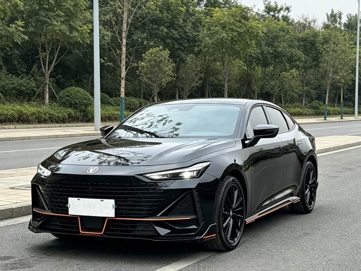 Changan UNI-V 2023 1.5T sports version