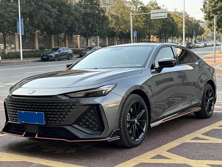 2022 Changan UNI-V 2022 2.0T sharp version