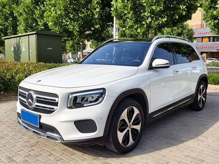 Mercedes-Benz GLB 2022 GLB 200 Fashion Model
