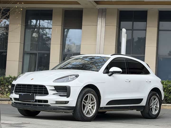2021 Macan 2021 Macan 2.0T