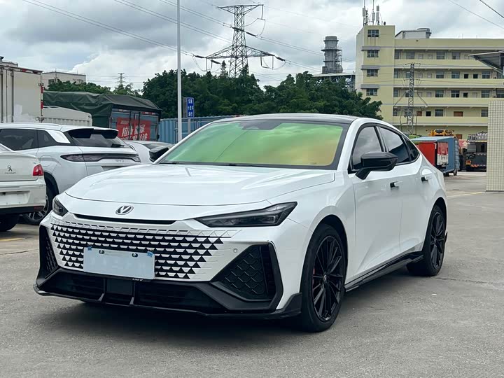 UNI-V 2024 Model 2.0T Edition
