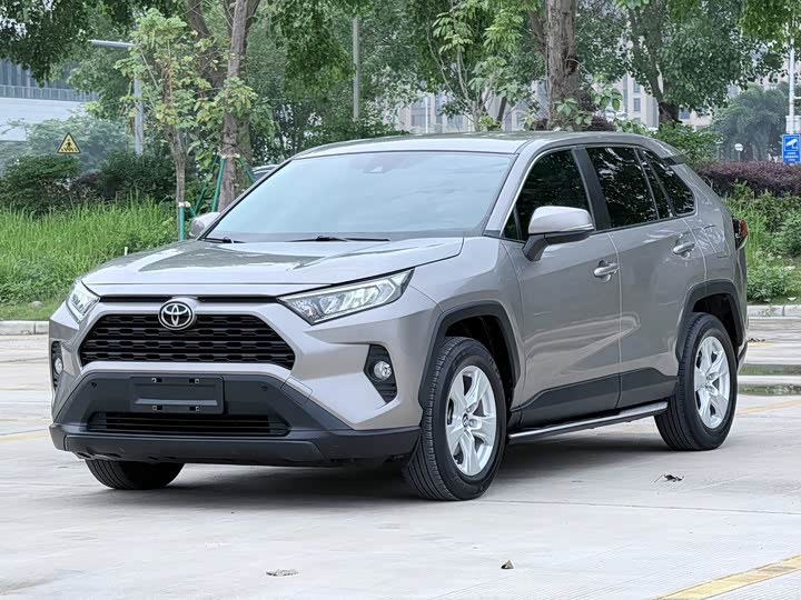 2022 RAV4 Rongfang 2022 2.0L CVT two-wheel drive urban version